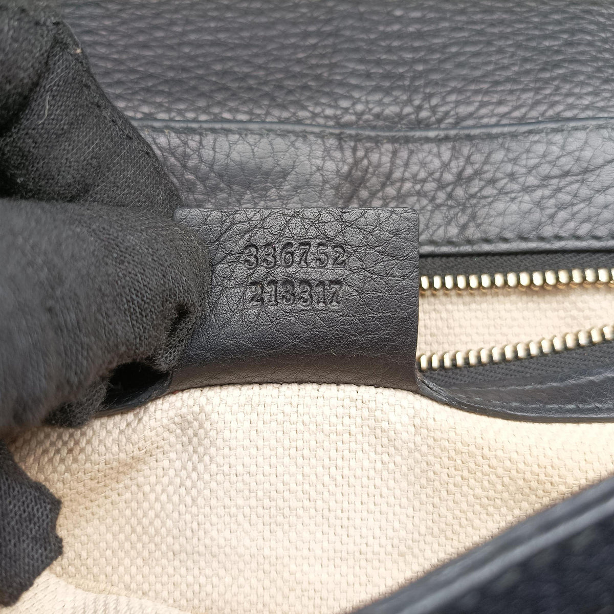 Pre-owned Gucci SOHO Black Leather 336752 shoulderbag | stylenewstar