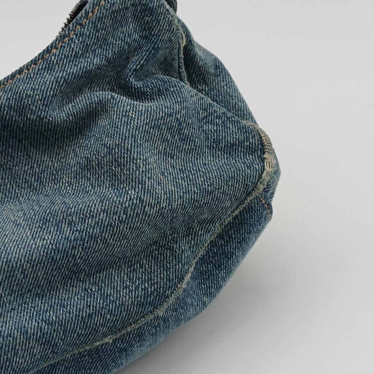 Pre-owned Balenciaga Le Cagole Blue denim  shoulderbag | stylenewstar