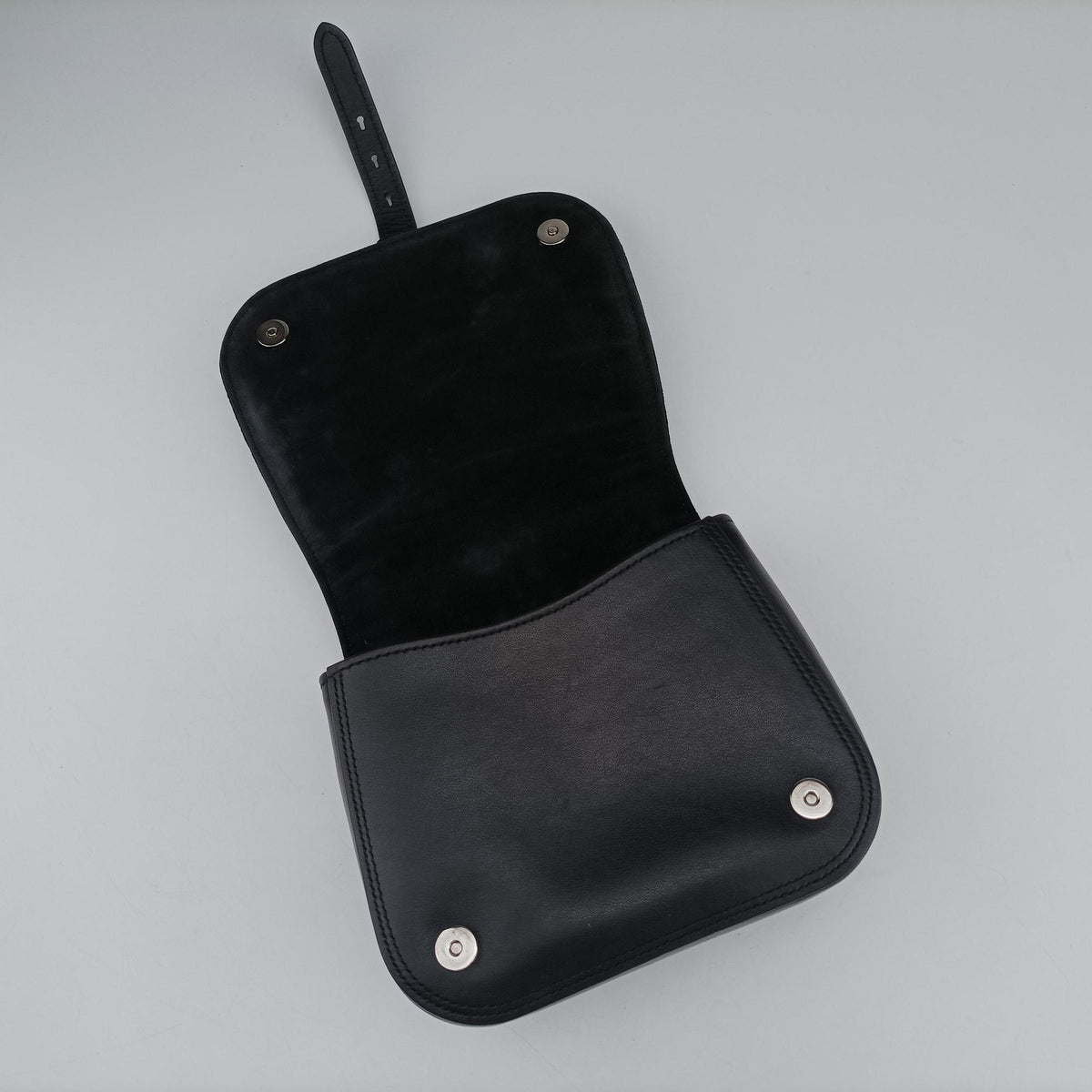 Vintage Miu Miu Dahlia Black velvet  shoulderbag | stylenewstar