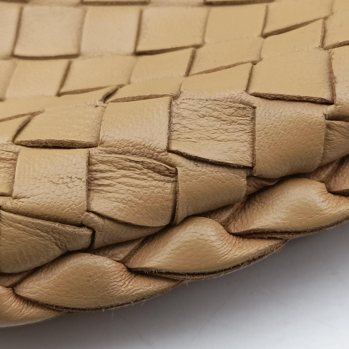Pre-owned Bottega Veneta Intrecciato Beige lambskin  shoulderbag | stylenewstar