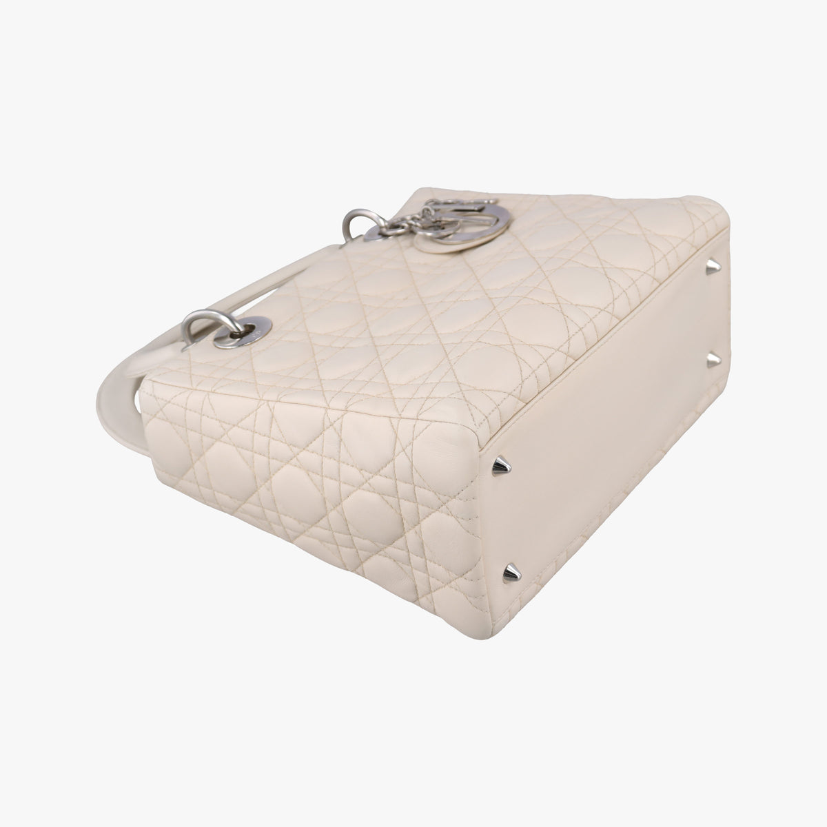 Secondhand Christian Dior Lady Dior Beige lambskin  shoulderbag | stylenewstar
