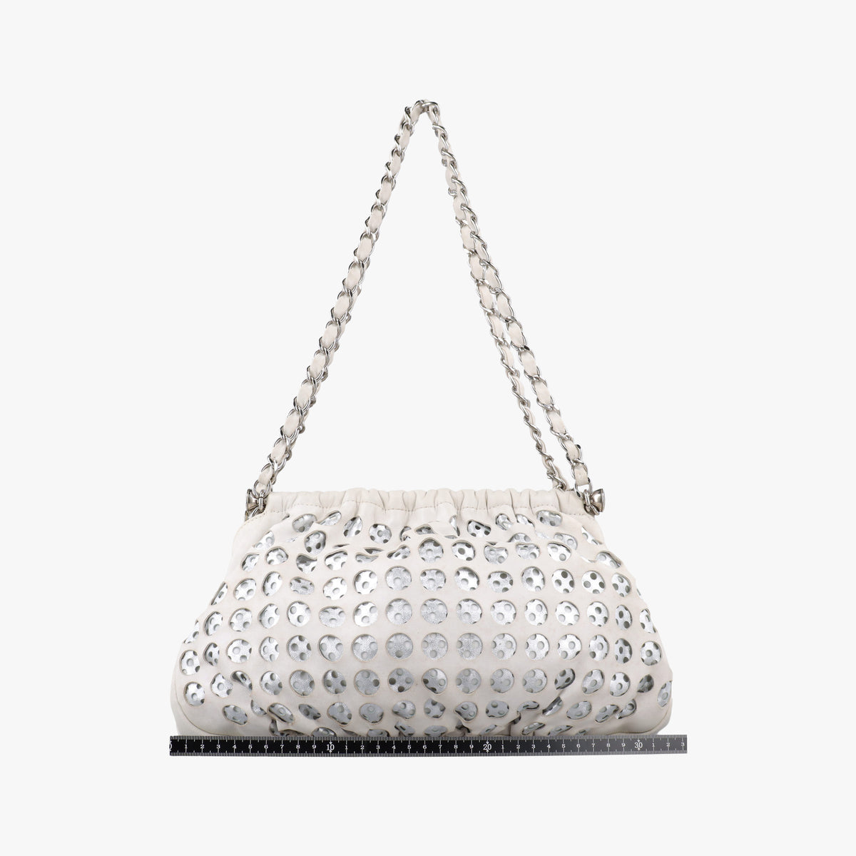 Pre-owned Chanel Perforated Chain White Leather A34884 shoulderbag | stylenewstar