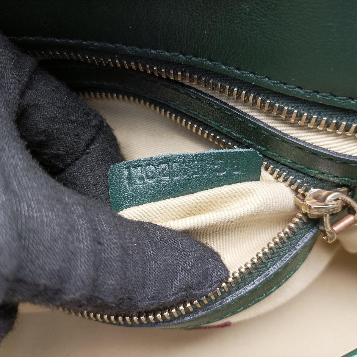 Vintage Valentino Rockstud Green Leather  shoulderbag | stylenewstar