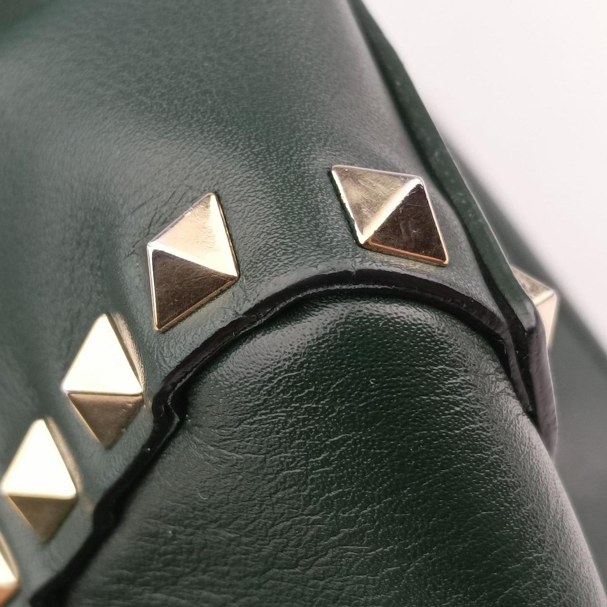 Vintage Valentino Rockstud Green Leather  shoulderbag | stylenewstar