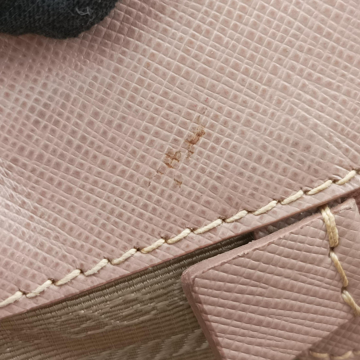 Secondhand Prada Galleria Pink SAFFIANO Leather BN2274 handbag | stylenewstar