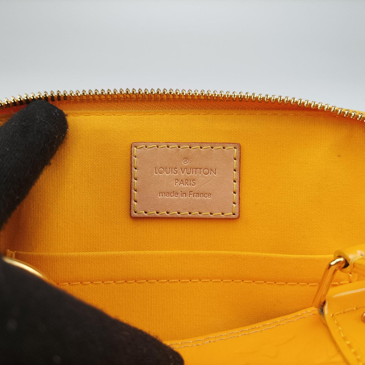 Pre-owned Louis Vuitton Alma PM jone passion Vernis M91697 shoulderbag | stylenewstar