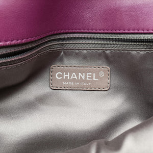 Pre-owned Chanel Chain Flap Purple Patent A46186 shoulderbag | stylenewstar