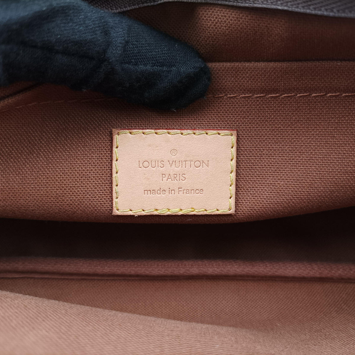 Vintage Louis Vuitton Multi Pochette Accessoir brown×khaki Monogram Canvas M44813 shoulderbag | stylenewstar
