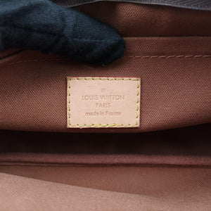 Vintage Louis Vuitton Multi Pochette Accessoir brown×khaki Monogram Canvas M44813 shoulderbag | stylenewstar