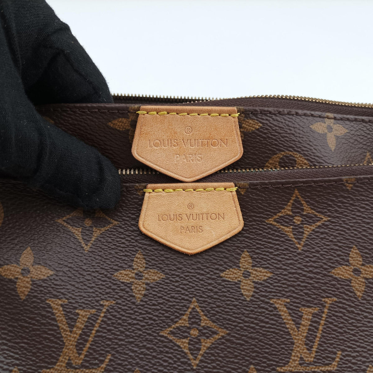Vintage Louis Vuitton Multi Pochette Accessoir brown×khaki Monogram Canvas M44813 shoulderbag | stylenewstar