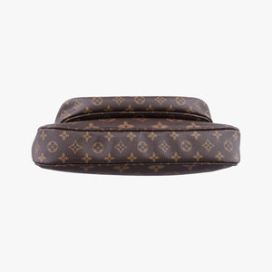 Vintage Louis Vuitton Multi Pochette Accessoir brown×khaki Monogram Canvas M44813 shoulderbag | stylenewstar
