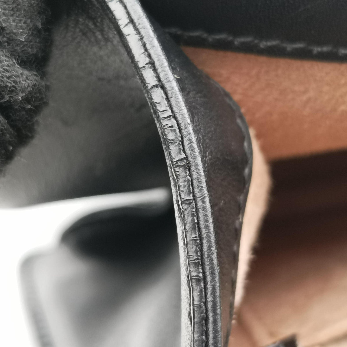 Secondhand Gucci Sylvie Black Leather 470270 shoulderbag | stylenewstar