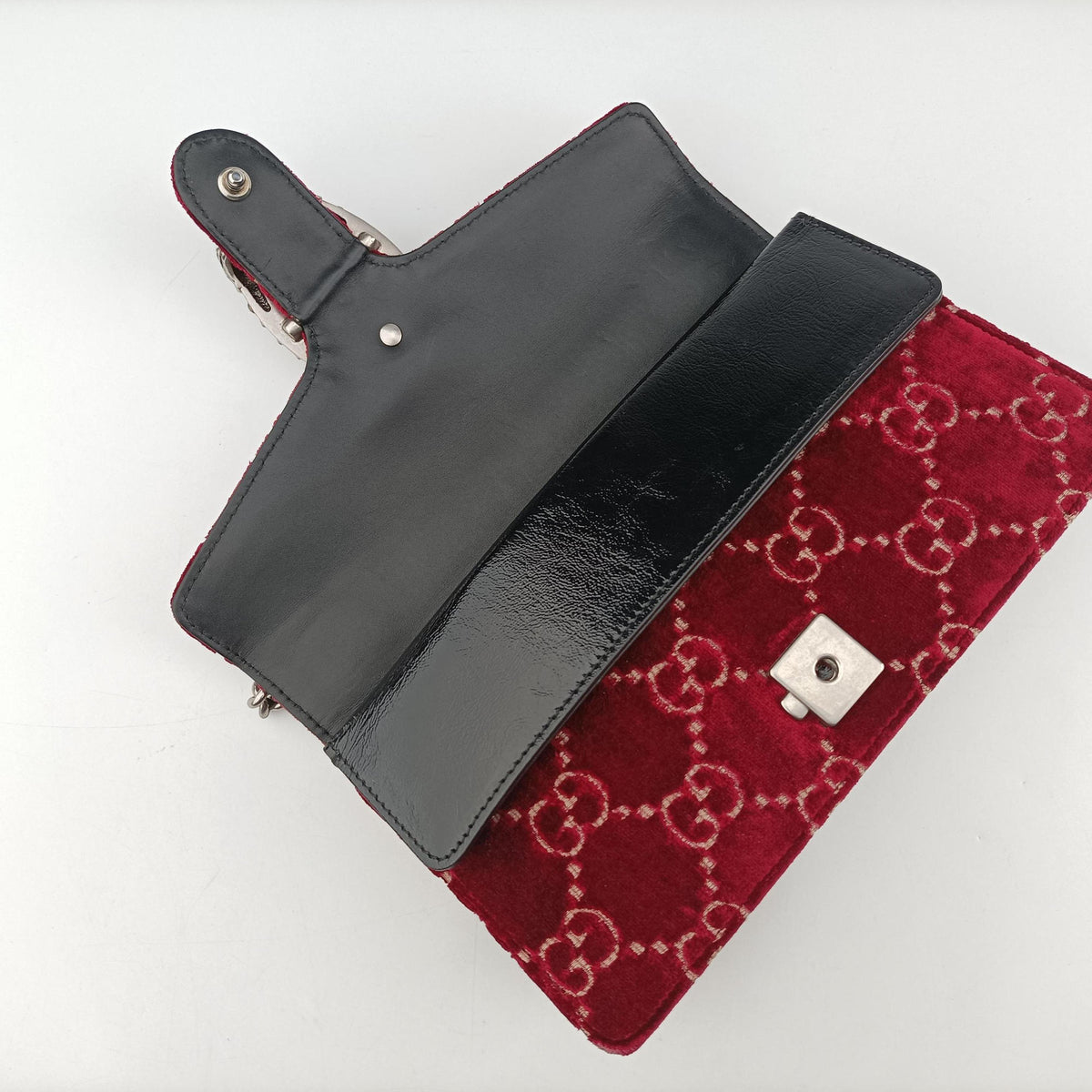 Pre-owned Gucci Dionysus Red velour 499623 shoulderbag | stylenewstar