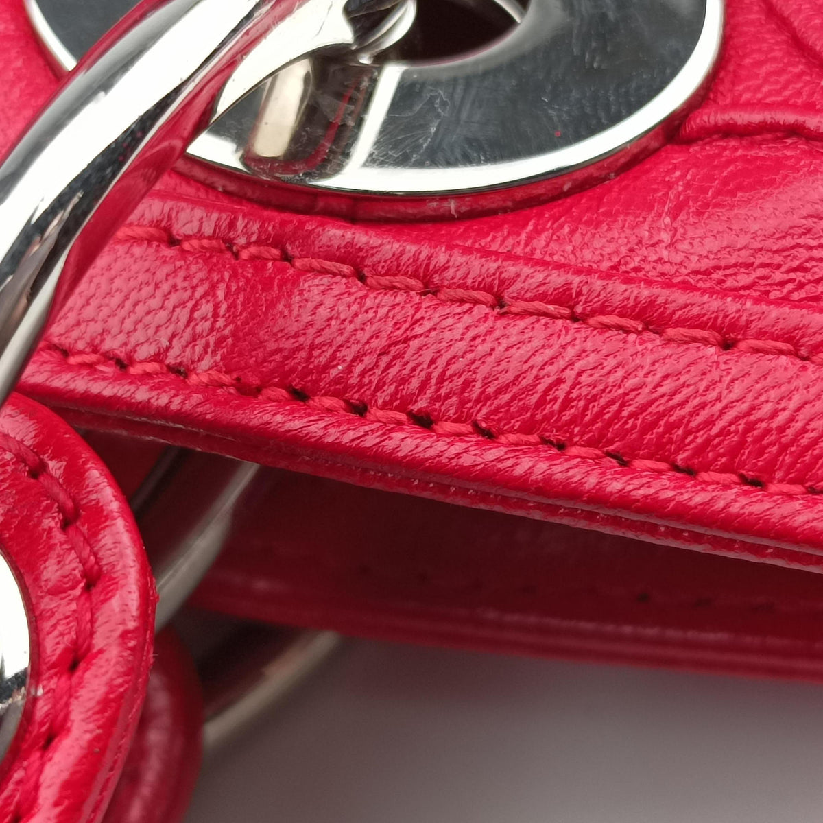 Pre-owned Christian Dior Granville Red lambskin  shoulderbag | stylenewstar