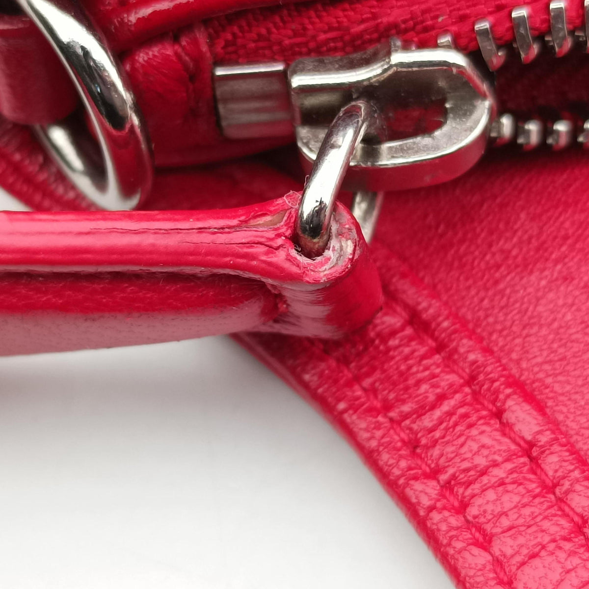 Pre-owned Christian Dior Granville Red lambskin  shoulderbag | stylenewstar