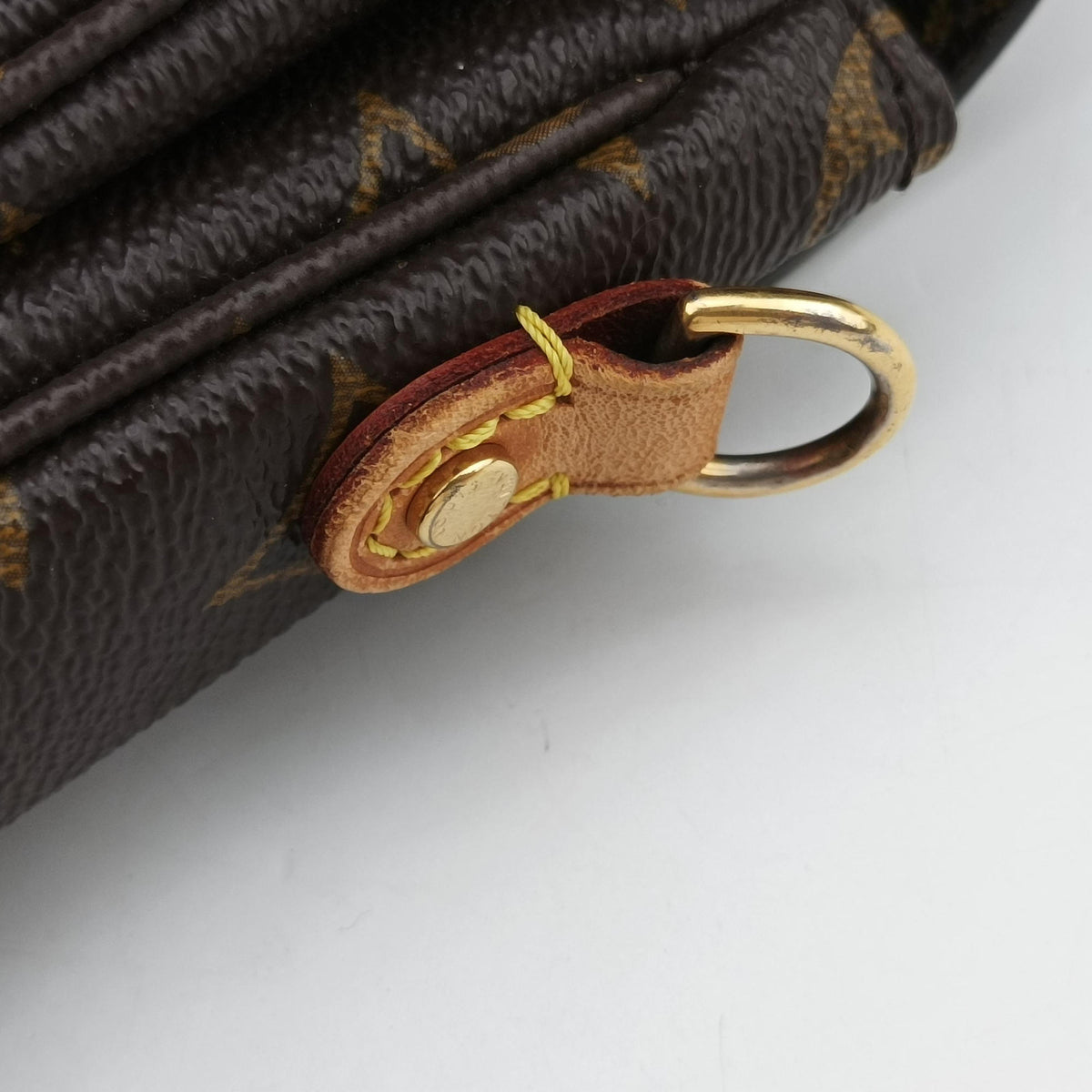 Vintage Louis Vuitton Pochette Metis MM Brown Monogram Canvas M44875 shoulderbag | stylenewstar