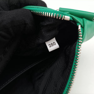 Pre-owned Prada Triangle Green Leather  shoulderbag | stylenewstar