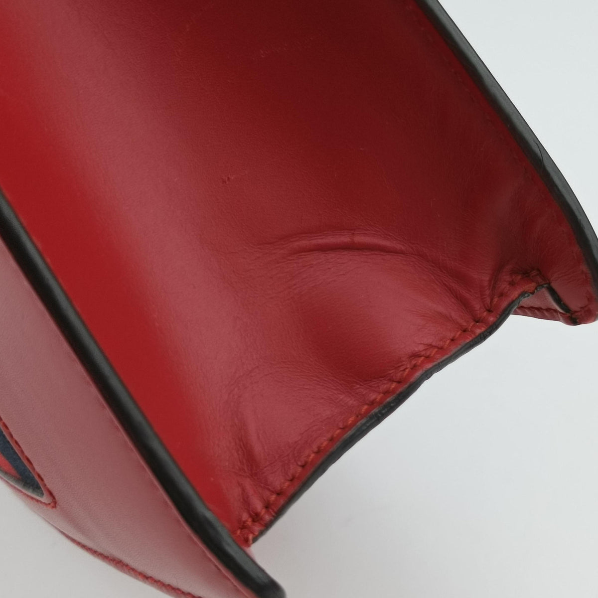Pre-owned Gucci Sylvie Red Leather 470270 shoulderbag | stylenewstar