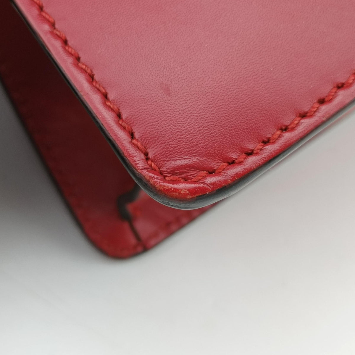 Pre-owned Gucci Sylvie Red Leather 470270 shoulderbag | stylenewstar
