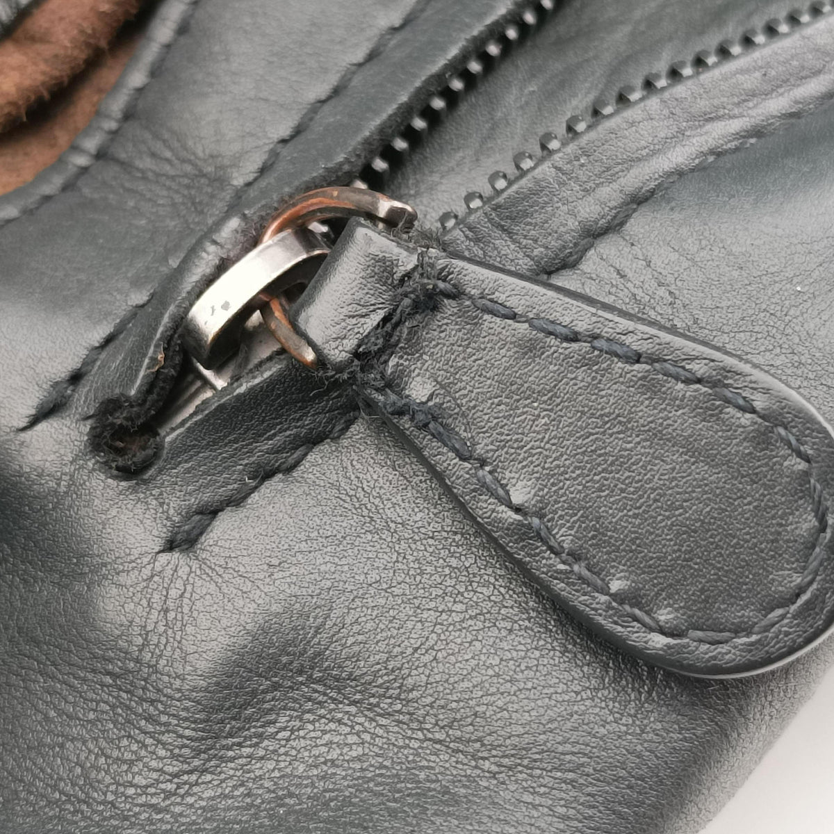 Pre-owned Bottega Veneta studs Gray Green lambskin  shoulderbag | stylenewstar