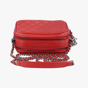 Secondhand Chanel Coco Boy Camera Case Red lambskin A92654 shoulderbag | stylenewstar