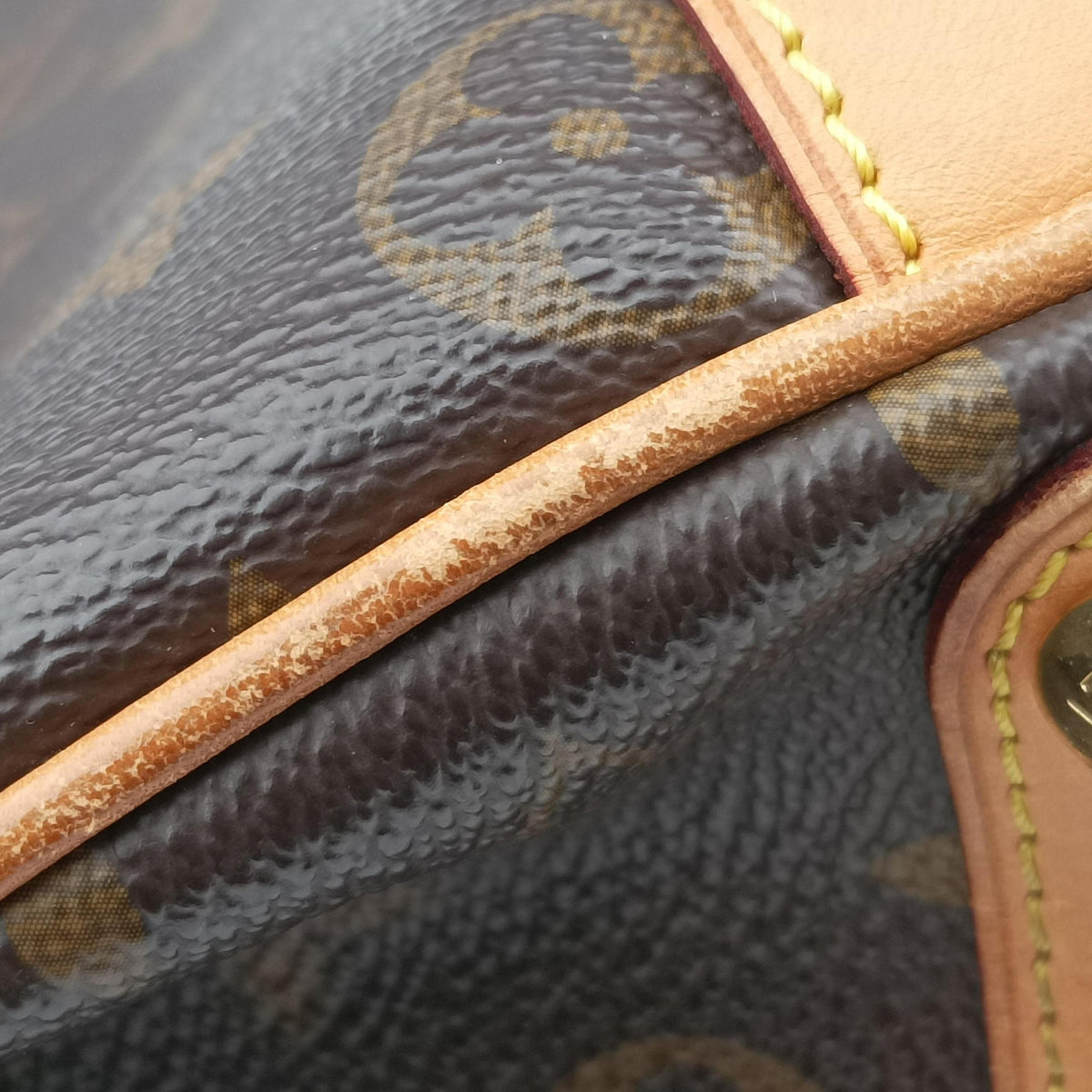 Pre-owned Louis Vuitton STRESA PM brown Monogram Canvas M51186 shoulderbag | stylenewstar