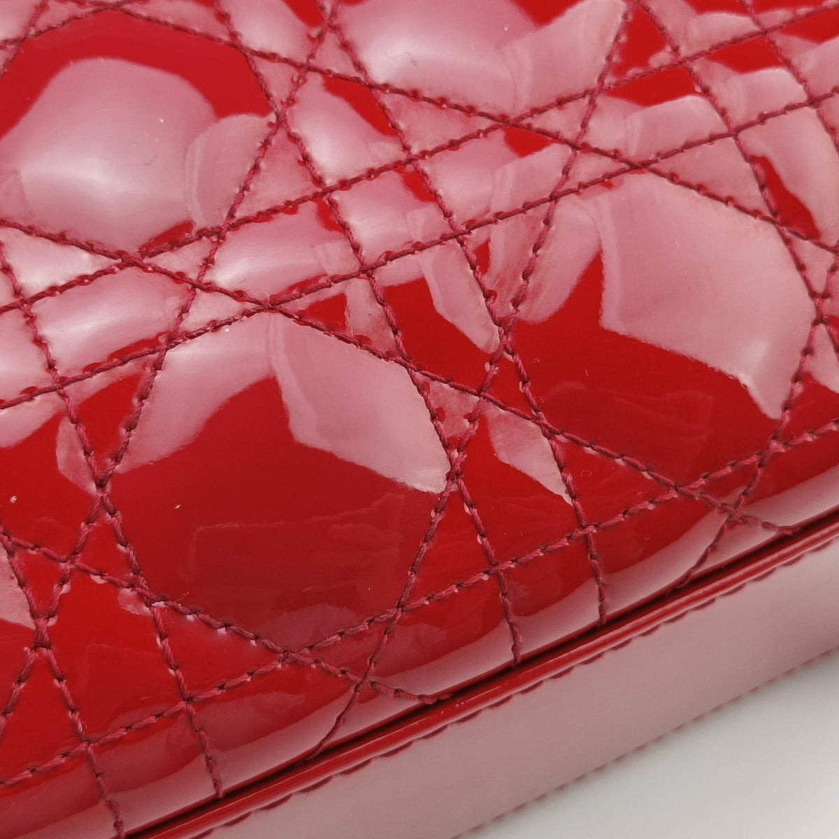 Secondhand Christian Dior Lady Dior Red Patent  handbag | stylenewstar