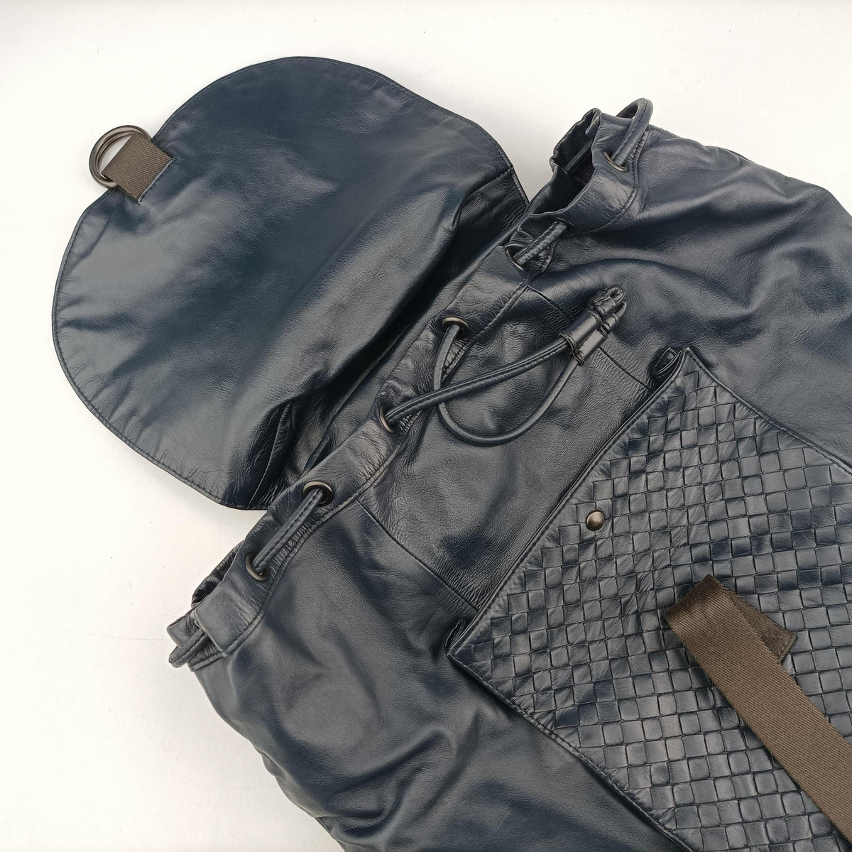 Pre-owned Bottega Veneta Intrecciato Navy Lambskin  backpack/rucksack | stylenewstar