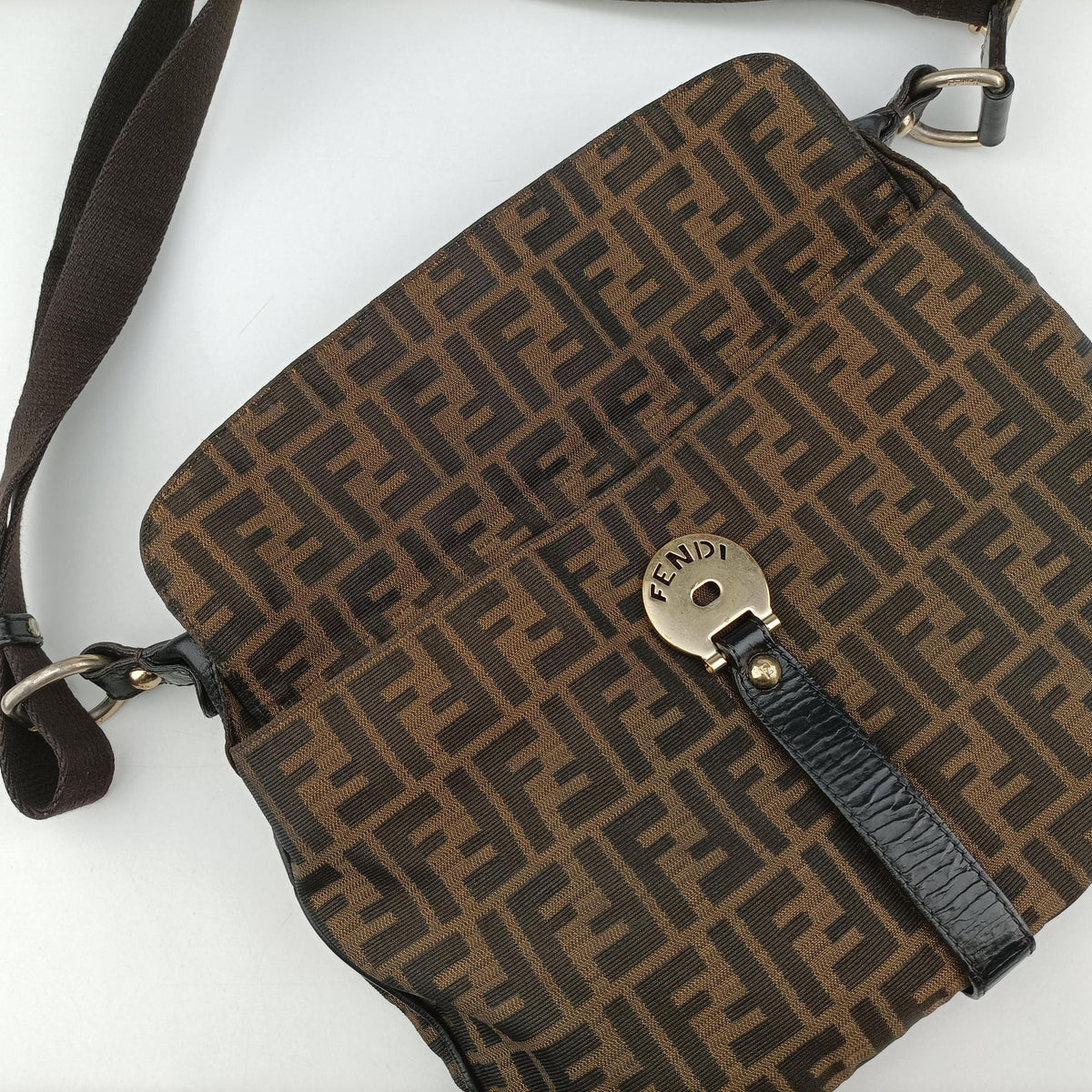 Vintage Fendi Zucca Brown canvas 8BT142 shoulderbag | stylenewstar