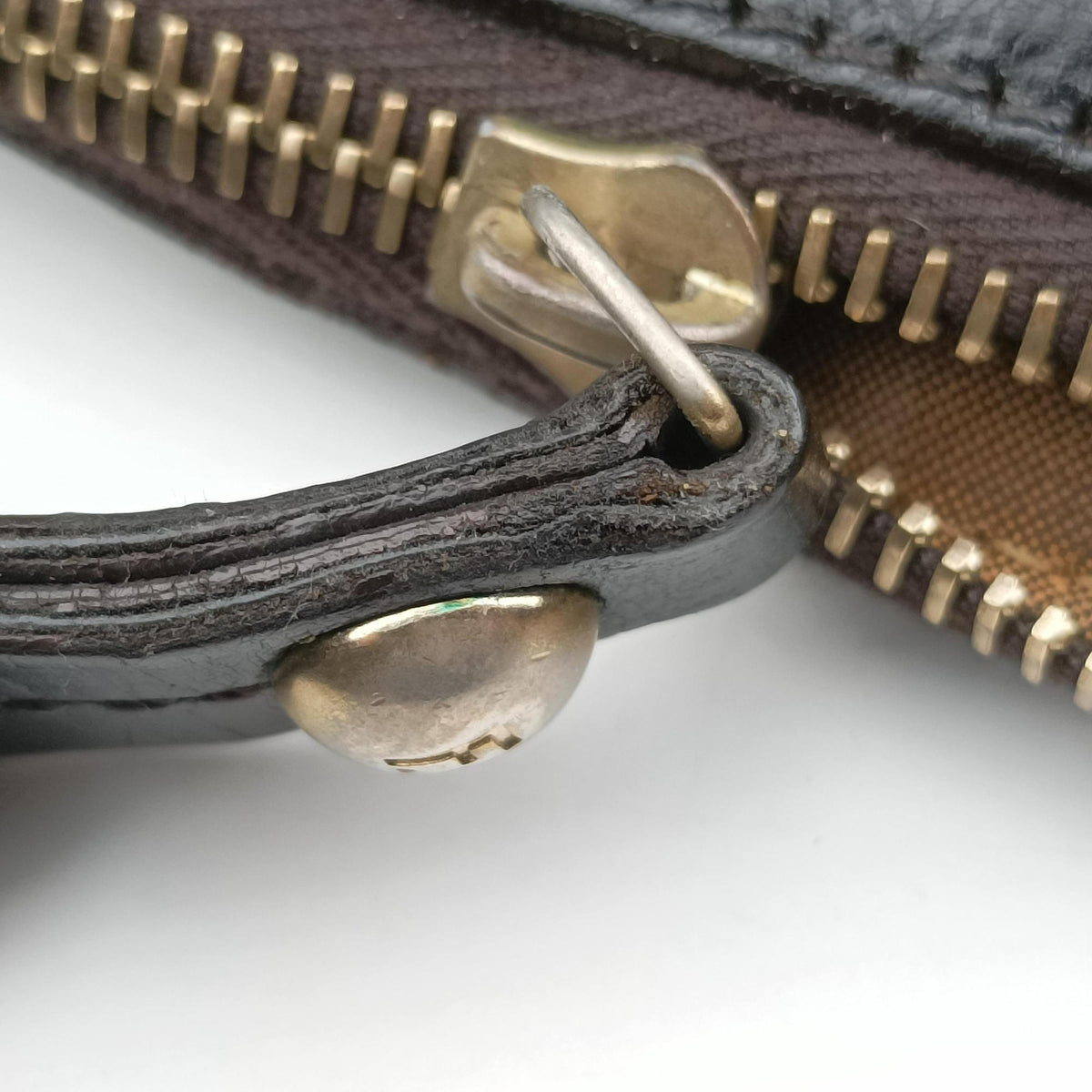 Vintage Fendi Zucca Brown canvas 8BT142 shoulderbag | stylenewstar