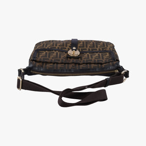Vintage Fendi Zucca Brown canvas 8BT142 shoulderbag | stylenewstar