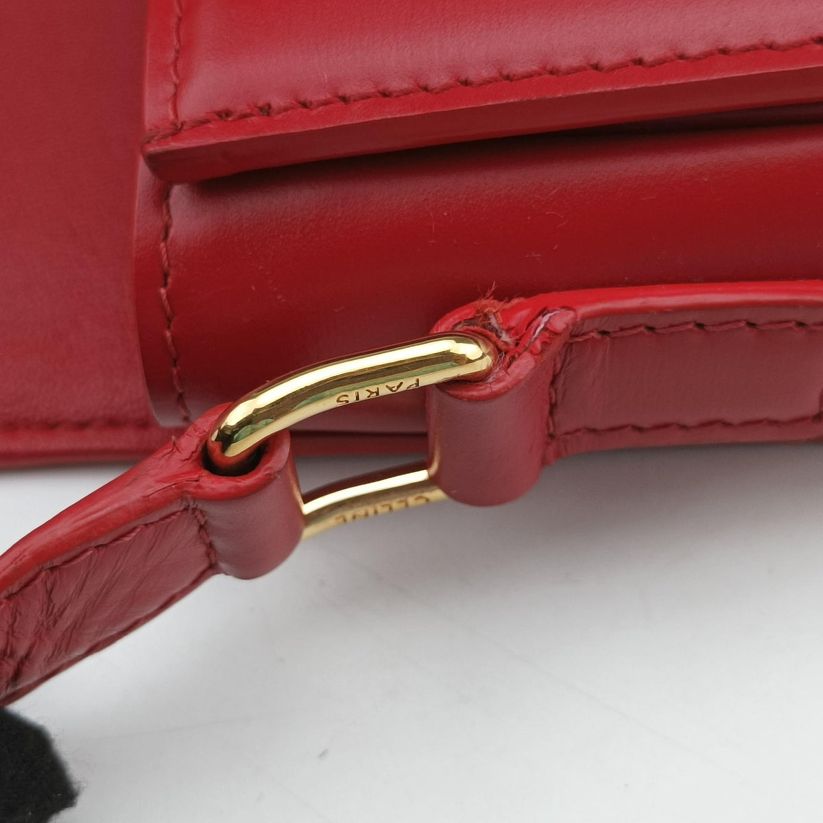 Pre-owned Celine Teen Triomphe Red Leather  shoulderbag | stylenewstar