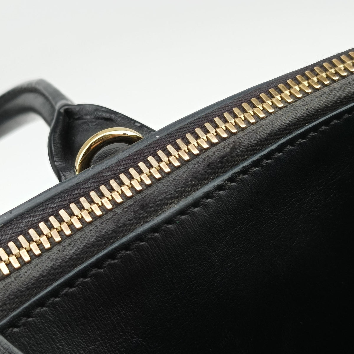 Secondhand Louis Vuitton City Steamer Pink x Black Leather M57222 handbag | stylenewstar