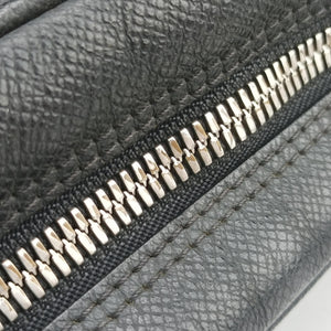 Secondhand Louis Vuitton IGOR Ardoise Taiga M31172 handbag | stylenewstar