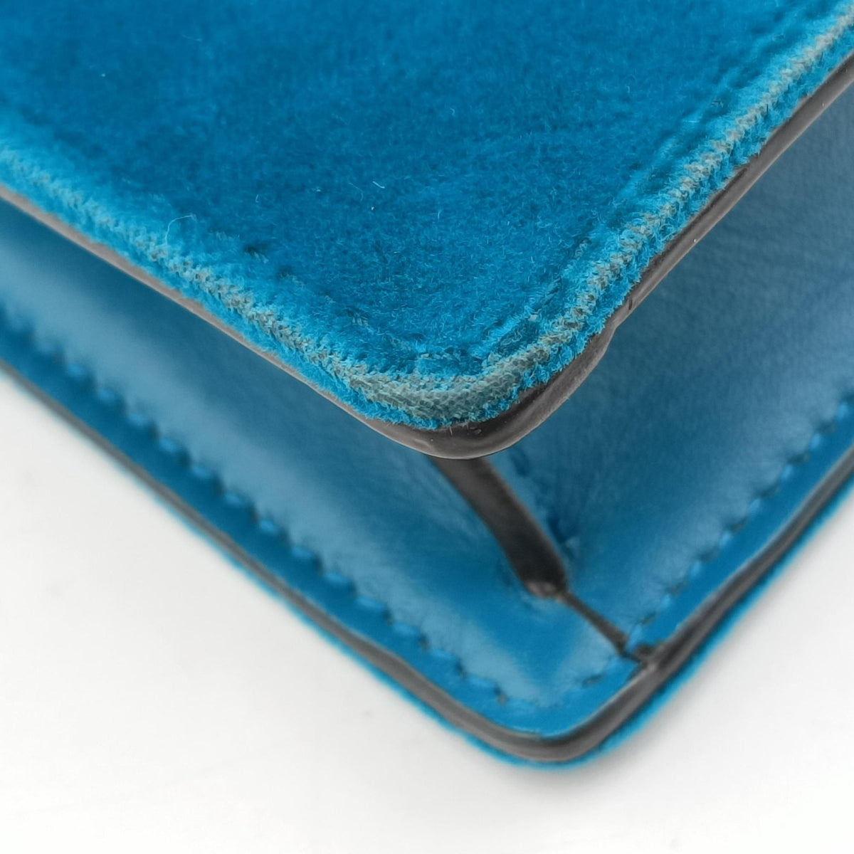 Pre-owned Gucci Dionysus Blue velour 476432 shoulderbag | stylenewstar
