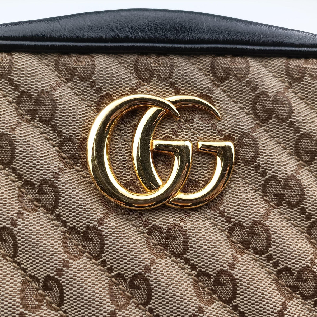 Pre-owned Gucci GG Marmont Black×beige Canvas×Leather 447632 shoulderbag | stylenewstar