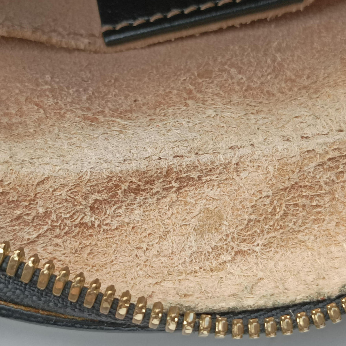 Pre-owned Gucci GG Marmont Black×beige Canvas×Leather 447632 shoulderbag | stylenewstar