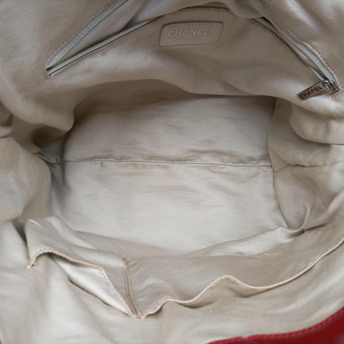 Secondhand Chanel Drawstring Tote Red Patent A47746 shoulderbag | stylenewstar