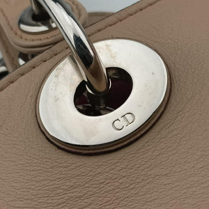Pre-owned Christian Dior Diorissimo Beige Leather  shoulderbag | stylenewstar