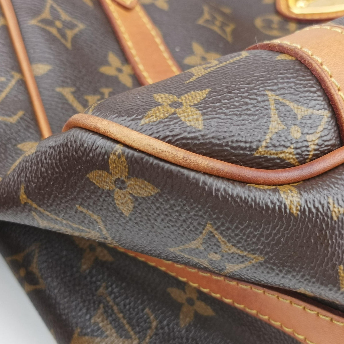 Secondhand Louis Vuitton STRESA PM brown Monogram Canvas M51186 shoulderbag | stylenewstar