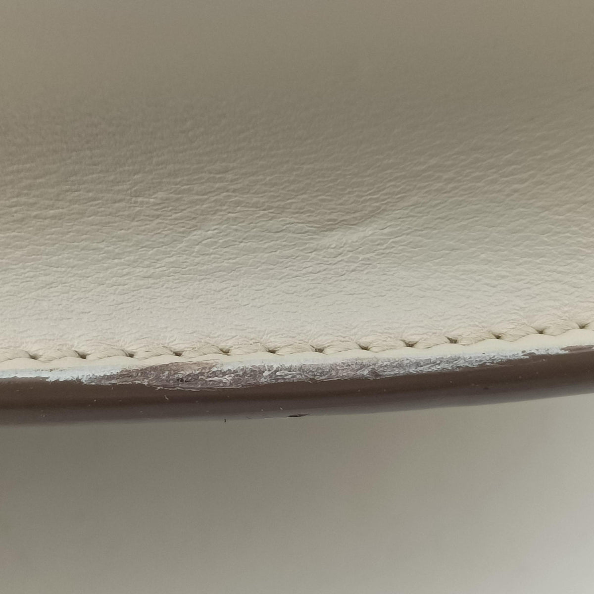 Pre-owned Yves Saint Laurent KAIA White Leather 634818 shoulderbag | stylenewstar