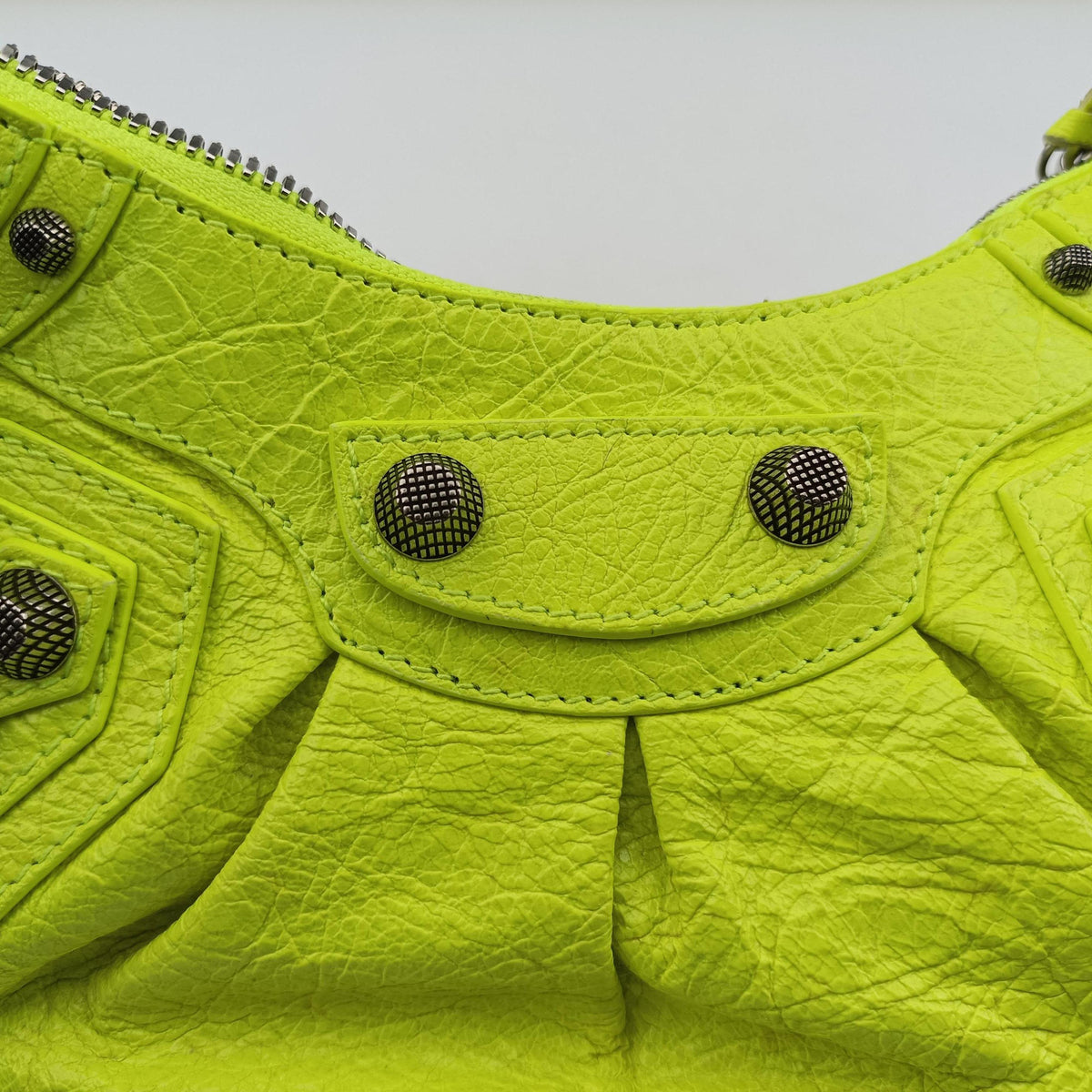 Vintage Balenciaga Le Cagole GreenYellow lambskin  shoulderbag | stylenewstar