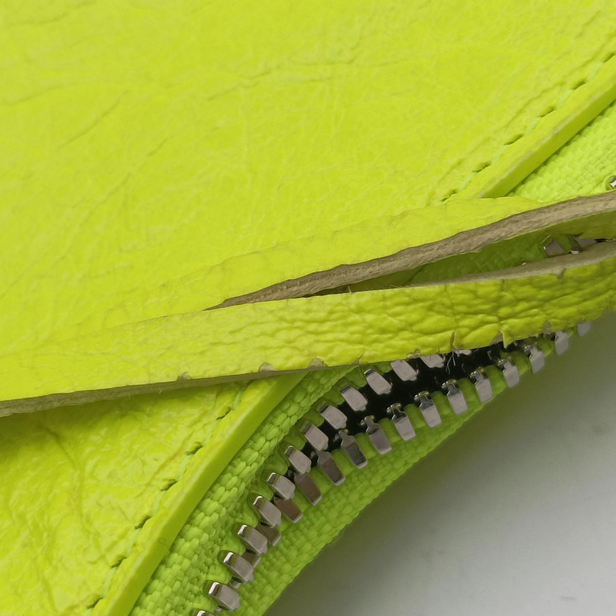 Vintage Balenciaga Le Cagole GreenYellow lambskin  shoulderbag | stylenewstar