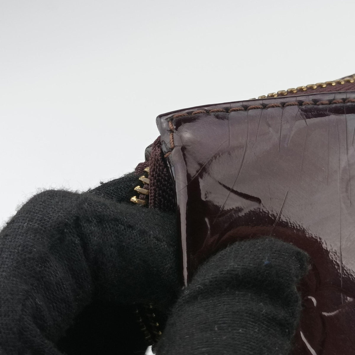 Pre-owned Louis Vuitton Rosewood Avenue Amaranth Vernis M93510 handbag | stylenewstar