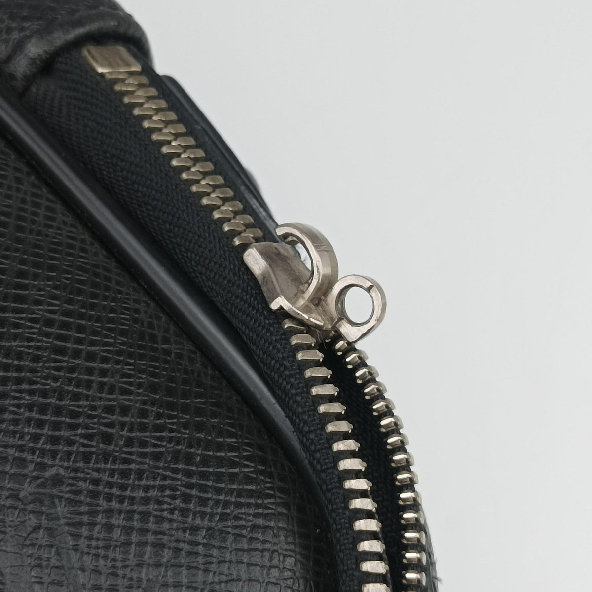 Pre-owned Louis Vuitton Pegase 55 ARDOISE Taiga Leather M23272 suitcase | stylenewstar