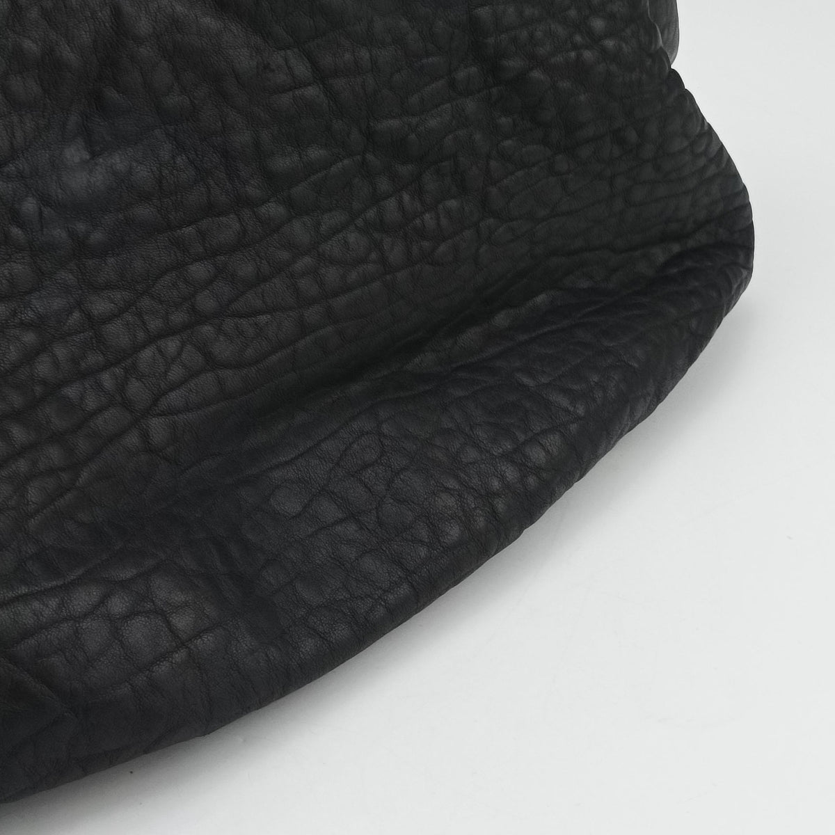 Pre-owned Fendi Mia Flap Black Leather 8BR614 shoulderbag | stylenewstar