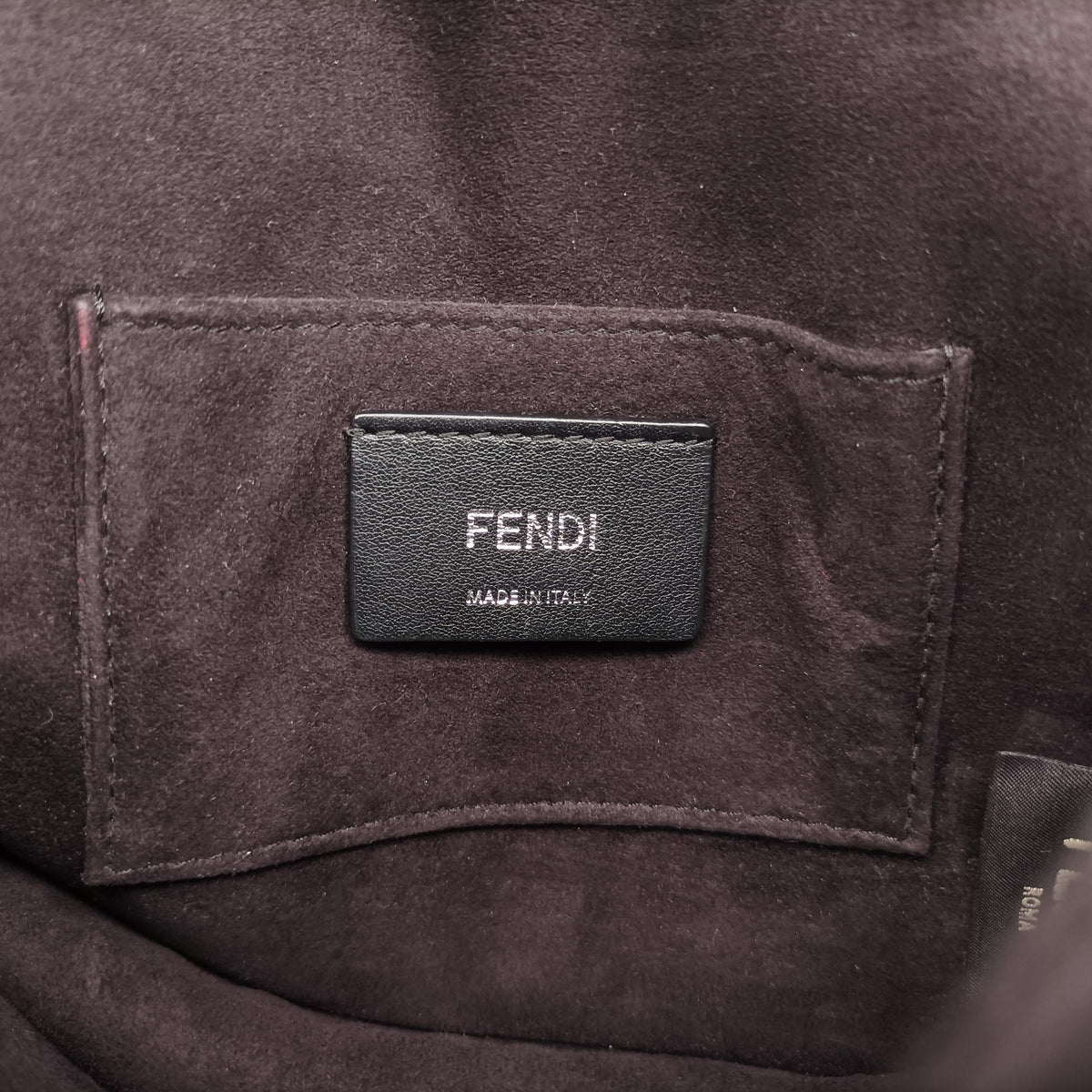 Vintage Fendi Kan I Black Leather 8M0381 shoulderbag | stylenewstar