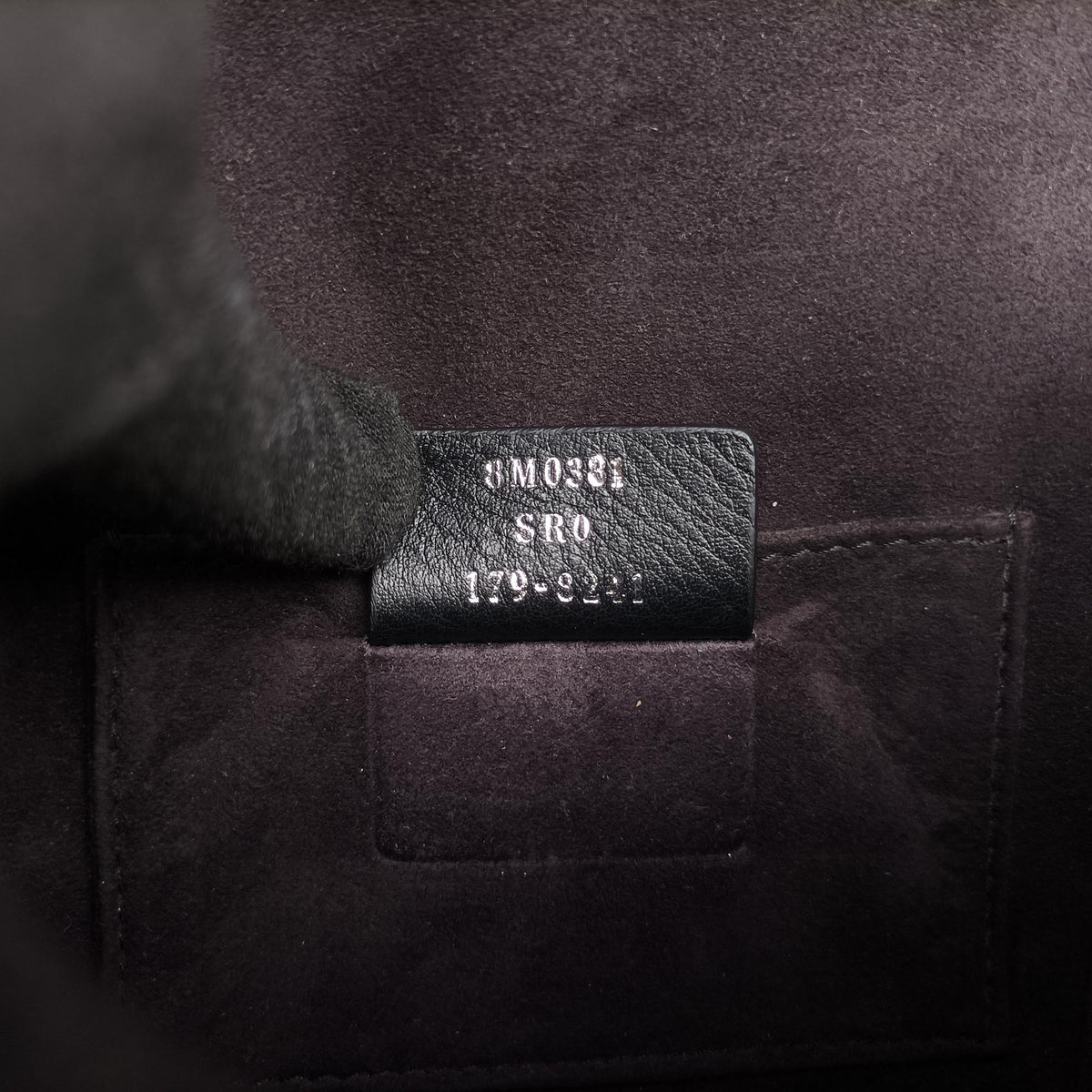Vintage Fendi Kan I Black Leather 8M0381 shoulderbag | stylenewstar