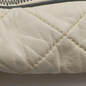 Pre-owned Chanel East West 2.55 White lambskin A37696 shoulderbag | stylenewstar