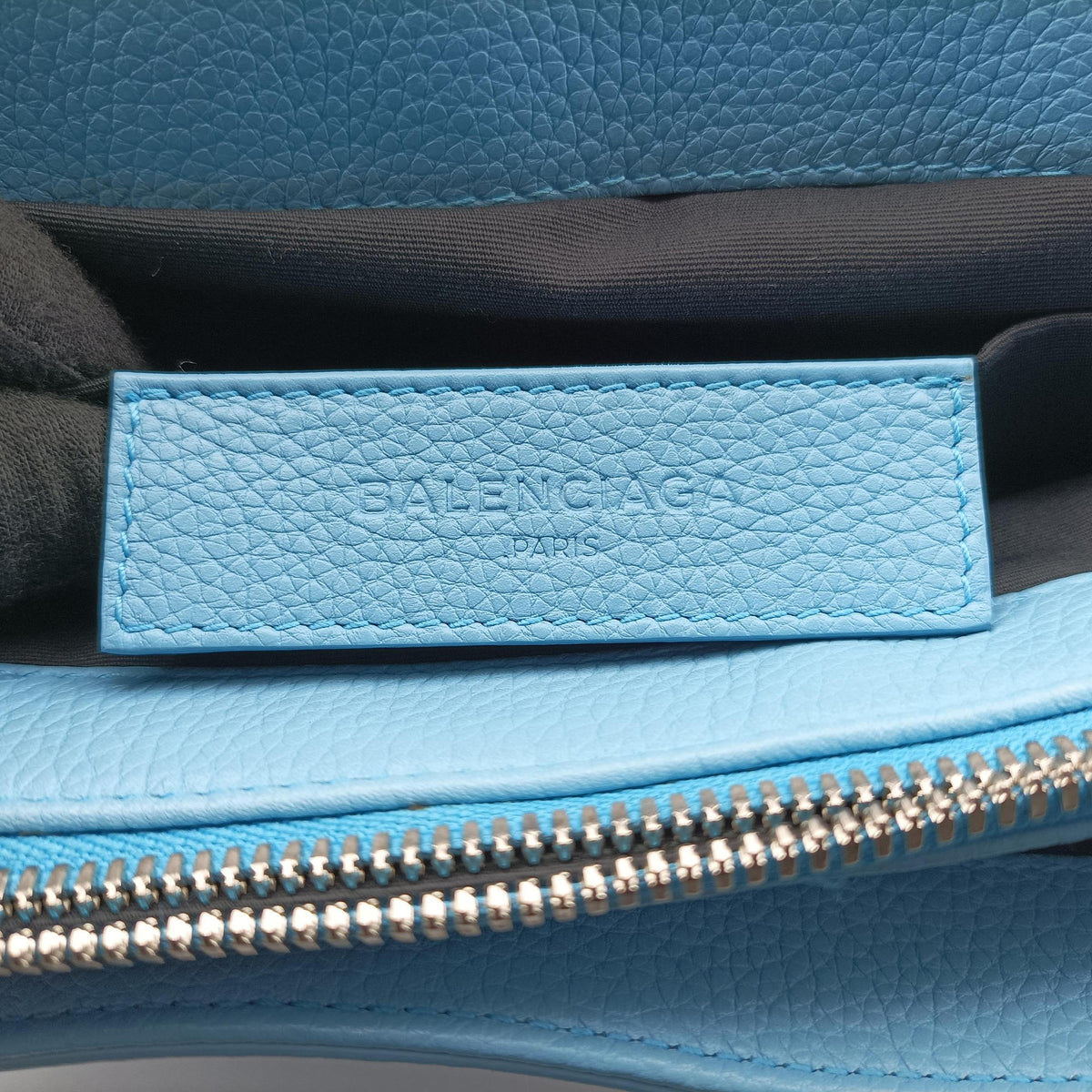 Pre-owned Balenciaga Le Dix Blue leather  shoulderbag | stylenewstar